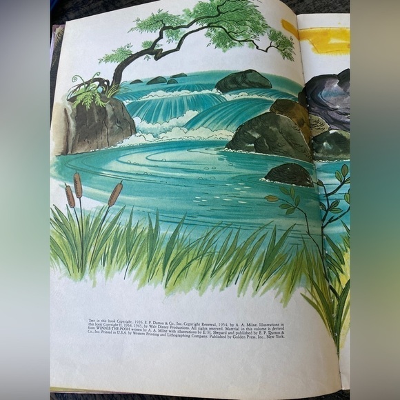 Walt Disney Winnie the Pooh Lot of 3 Vintage Books - Picture 4 of 15